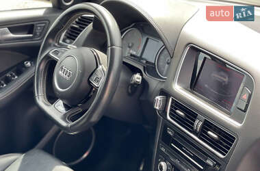 Внедорожник / Кроссовер Audi SQ5 2016 в 