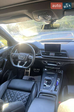 Внедорожник / Кроссовер Audi SQ5 2019 в 