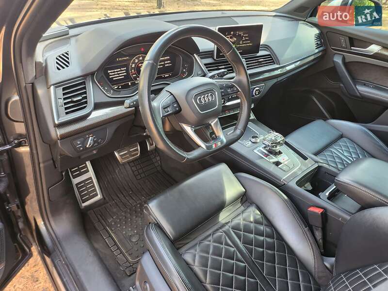 Внедорожник / Кроссовер Audi SQ5 2018 в Киеве