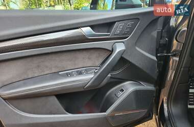 Внедорожник / Кроссовер Audi SQ5 2018 в 