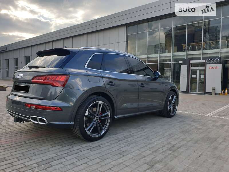 Внедорожник / Кроссовер Audi SQ5 2018 в Киеве фото 10 Внедорожник / Кроссовер Audi SQ5 2018 в Киеве