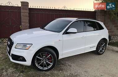 Внедорожник / Кроссовер Audi SQ5 2015 в 