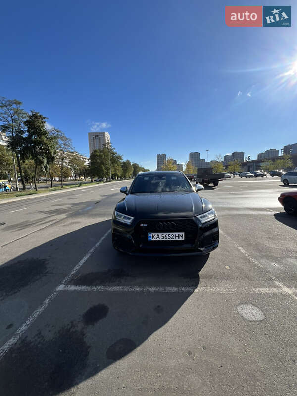 Внедорожник / Кроссовер Audi SQ5 2017 в Киеве