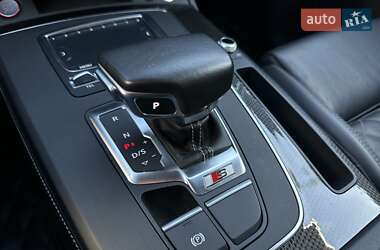Внедорожник / Кроссовер Audi SQ5 2018 в 