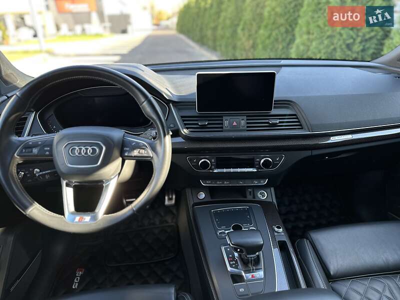 Внедорожник / Кроссовер Audi SQ5 2018 в Львове
