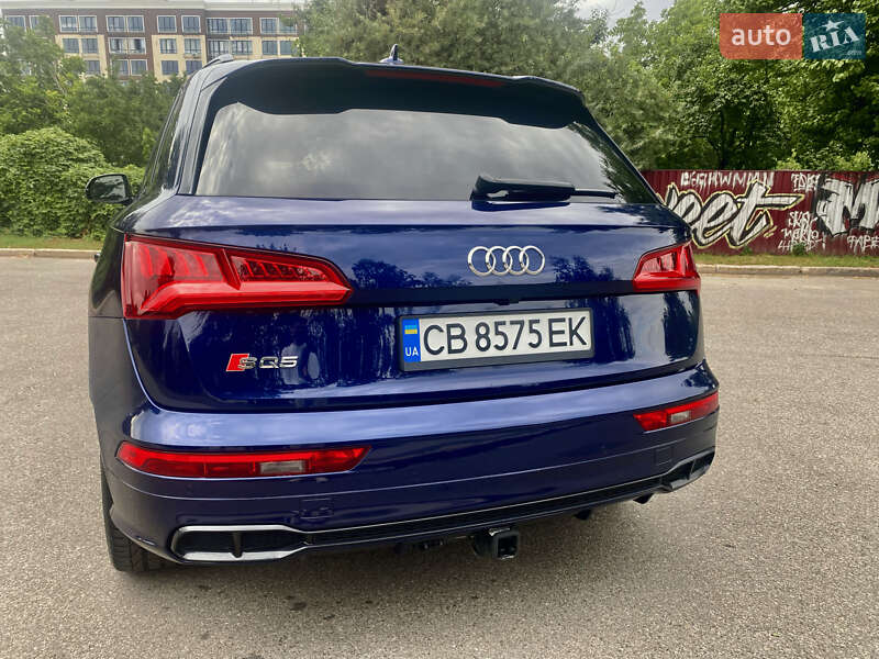 Внедорожник / Кроссовер Audi SQ5 2019 в Киеве