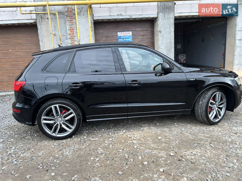 Позашляховик / Кросовер Audi SQ5 2015 в Вінниці