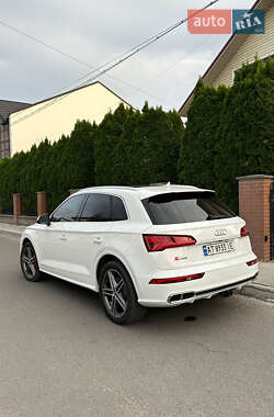 Внедорожник / Кроссовер Audi SQ5 2018 в 