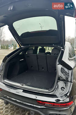 Внедорожник / Кроссовер Audi SQ5 2022 в 