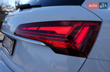 Внедорожник / Кроссовер Audi SQ5 2020 в 