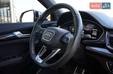 Внедорожник / Кроссовер Audi SQ5 2020 в 