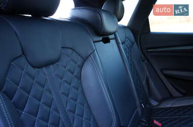 Внедорожник / Кроссовер Audi SQ5 2020 в 