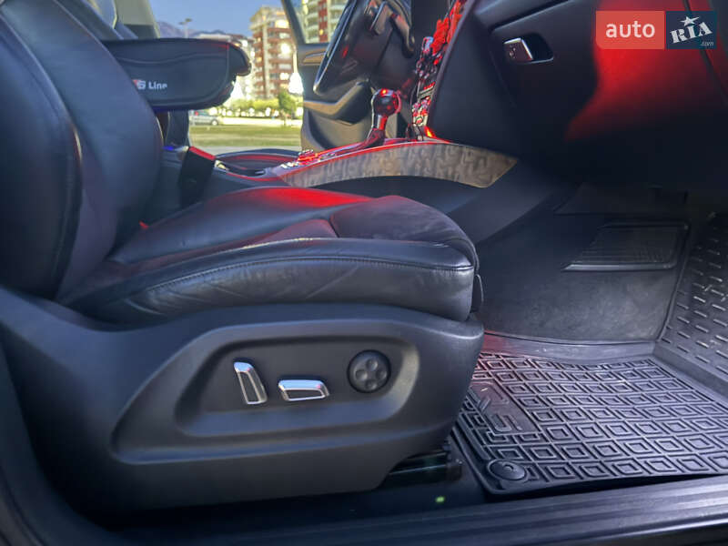 Внедорожник / Кроссовер Audi SQ5 2013 в Львове