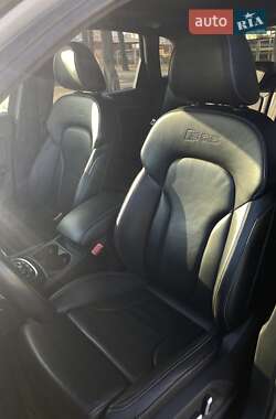 Внедорожник / Кроссовер Audi SQ5 2015 в 