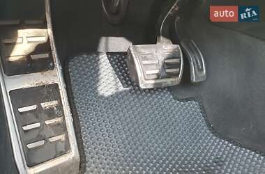 Внедорожник / Кроссовер Audi SQ5 2015 в 