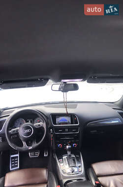 Позашляховик / Кросовер Audi SQ5 2013 в 