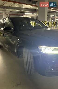Внедорожник / Кроссовер Audi SQ5 2020 в 