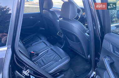 Внедорожник / Кроссовер Audi SQ5 2013 в 