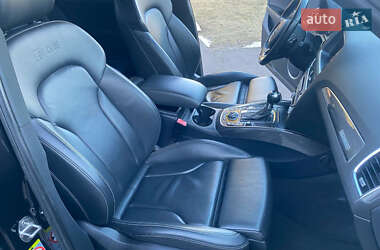 Внедорожник / Кроссовер Audi SQ5 2013 в 