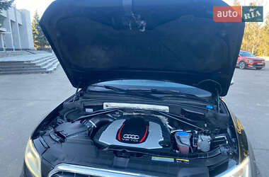 Внедорожник / Кроссовер Audi SQ5 2013 в 