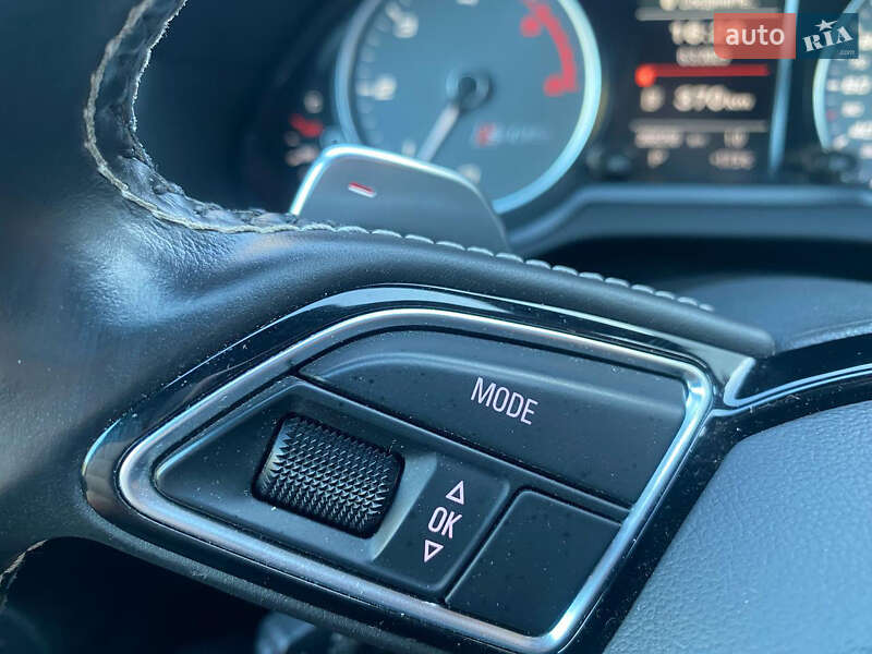 Позашляховик / Кросовер Audi SQ5 2013 в Рівному