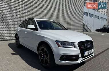 Позашляховик / Кросовер Audi SQ5 2016 в 