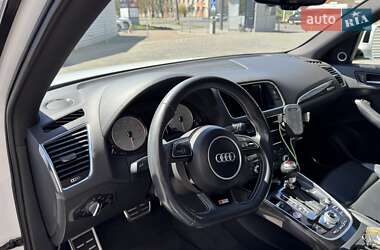 Позашляховик / Кросовер Audi SQ5 2016 в 
