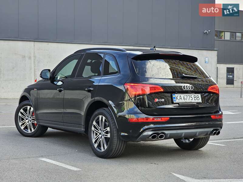 Позашляховик / Кросовер Audi SQ5 2016 в Києві