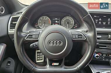 Позашляховик / Кросовер Audi SQ5 2016 в 
