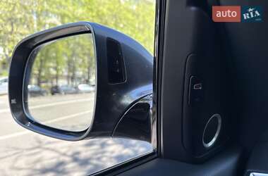 Внедорожник / Кроссовер Audi SQ5 2015 в Киеве