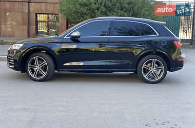 Позашляховик / Кросовер Audi SQ5 2018 в 