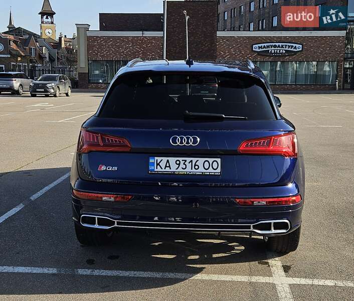 Позашляховик / Кросовер Audi SQ5 2018 в Києві