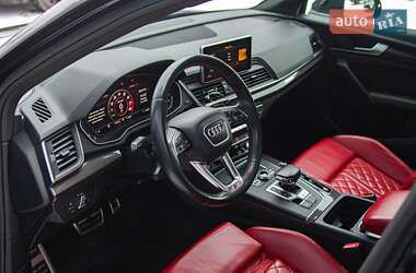 Внедорожник / Кроссовер Audi SQ5 2018 в 
