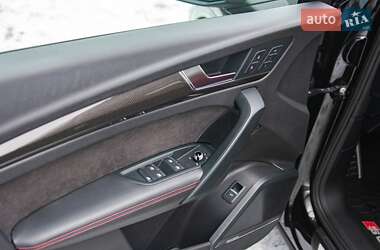 Внедорожник / Кроссовер Audi SQ5 2018 в 