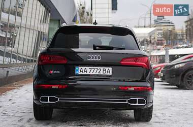 Внедорожник / Кроссовер Audi SQ5 2018 в 