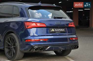 Внедорожник / Кроссовер Audi SQ5 2019 в 