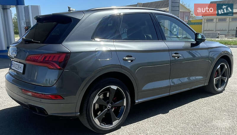Внедорожник / Кроссовер Audi SQ5 2019 в Гайвороне