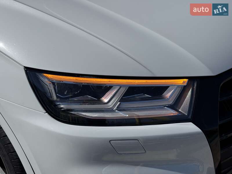Внедорожник / Кроссовер Audi SQ5 2019 в Львове
