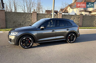 Внедорожник / Кроссовер Audi SQ5 2019 в 