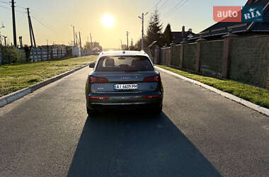 Внедорожник / Кроссовер Audi SQ5 2019 в 