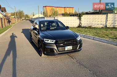 Внедорожник / Кроссовер Audi SQ5 2019 в 