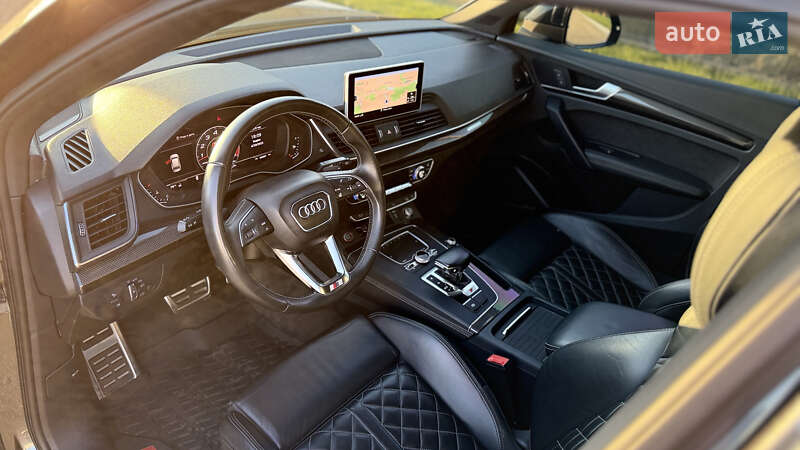 Позашляховик / Кросовер Audi SQ5 2019 в Василькові
