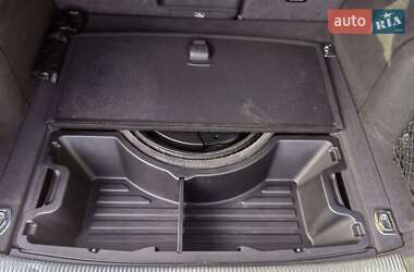 Позашляховик / Кросовер Audi SQ5 2013 в 