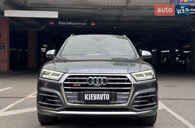 Внедорожник / Кроссовер Audi SQ5 2018 в 