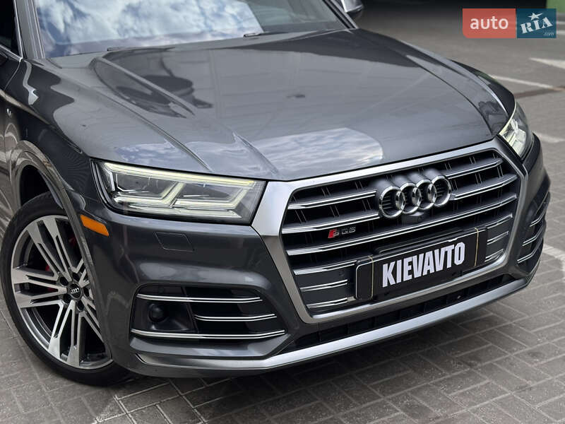 Позашляховик / Кросовер Audi SQ5 2018 в Києві
