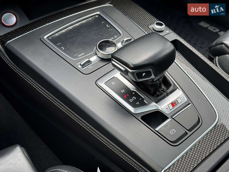 Позашляховик / Кросовер Audi SQ5 2018 в Києві