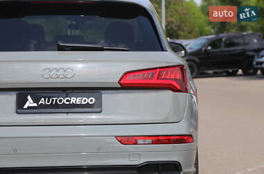 Внедорожник / Кроссовер Audi SQ5 2018 в 