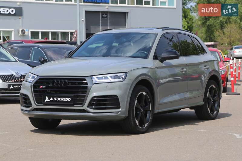 Внедорожник / Кроссовер Audi SQ5 2018 в Киеве