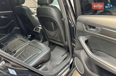 Позашляховик / Кросовер Audi SQ5 2013 в 