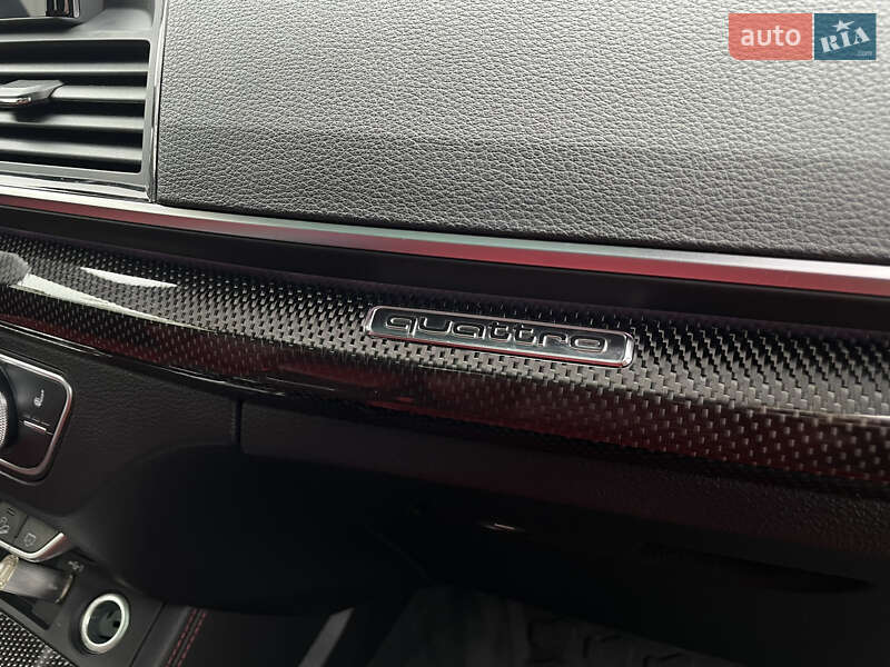 Позашляховик / Кросовер Audi SQ5 2022 в Рівному